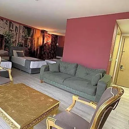 Hotell Bursa Grand Family & 3*